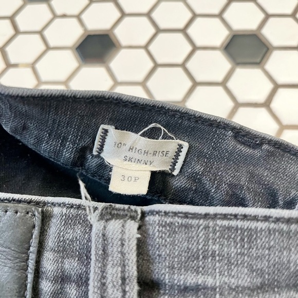 Black Madewell High waisted raw edge ankle Jean - Picture 5 of 5